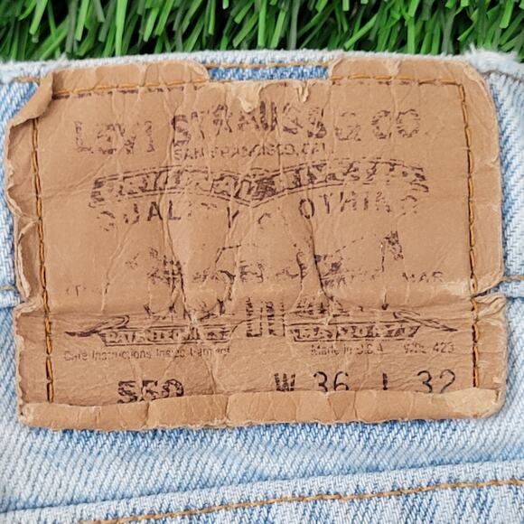 Vintage LEVIS Distressed Jeans 34x31 Baggy Light-Wash USA - Picture 4 of 16